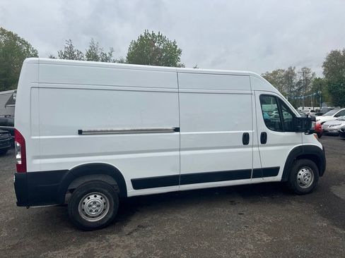 Used 2023 RAM ProMaster 2500 FWD image 4