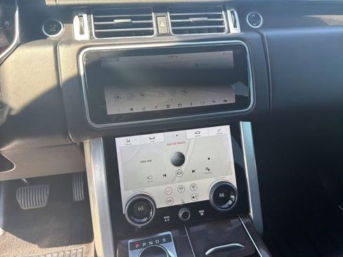 Used 2019 Land Rover Range Rover HSE AWD/4WD image 25