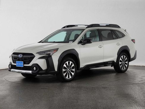 Used 2023 Subaru Outback Limited AWD/4WD image 7