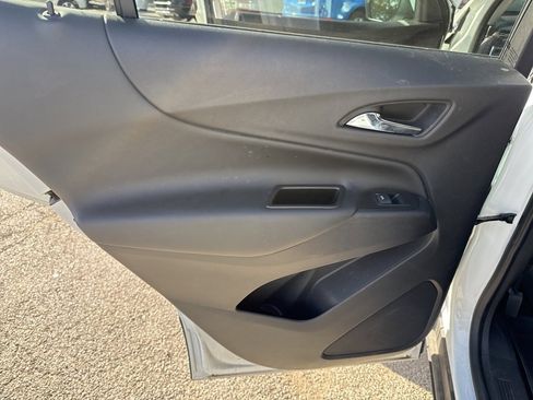 Certified 2023 Chevrolet Equinox LT w/ LPO, Floor Liner Package image 18