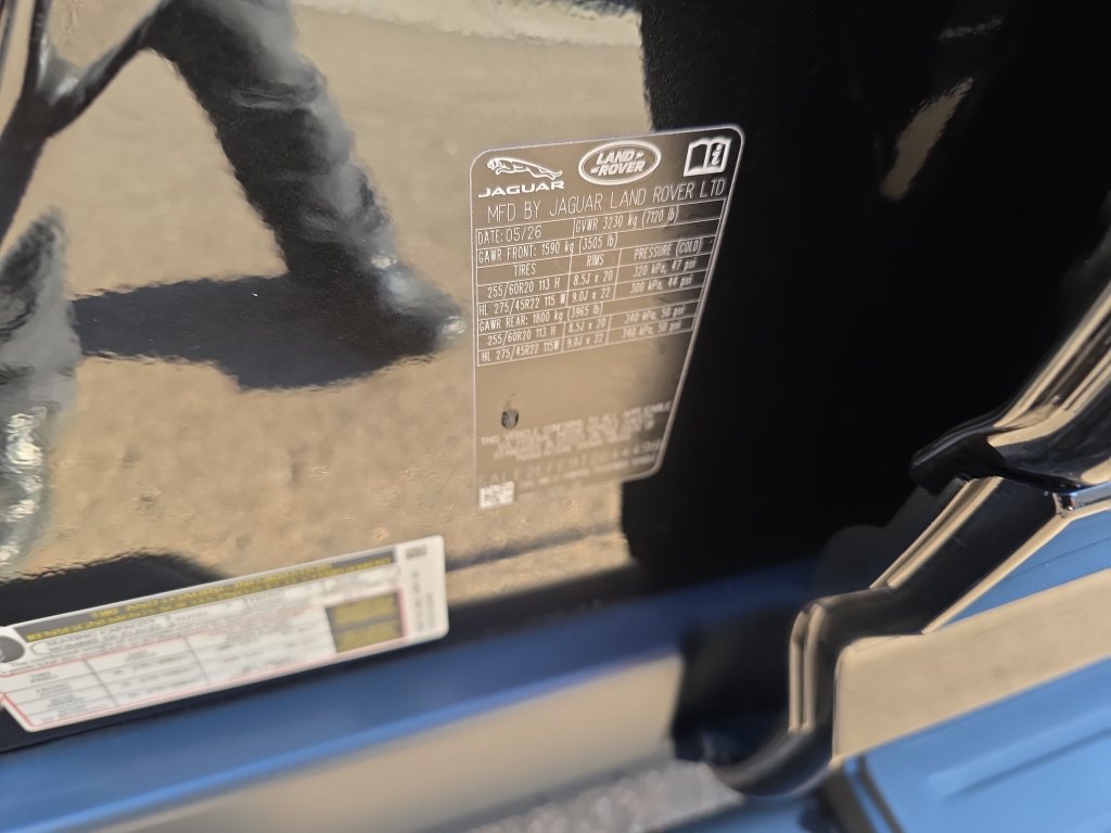 New 2026 Land Rover Defender 110 X-Dynamic SE AWD/4WD image 24
