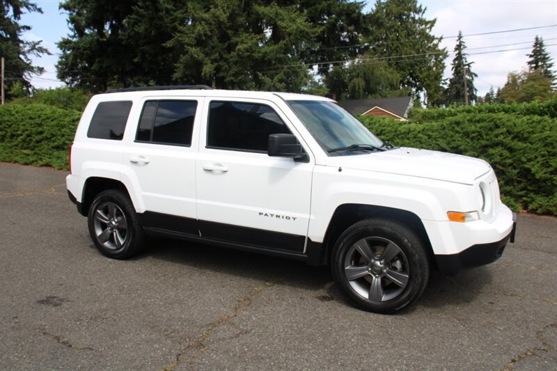 Used 2015 Jeep Patriot High Altitude AWD/4WD image 2
