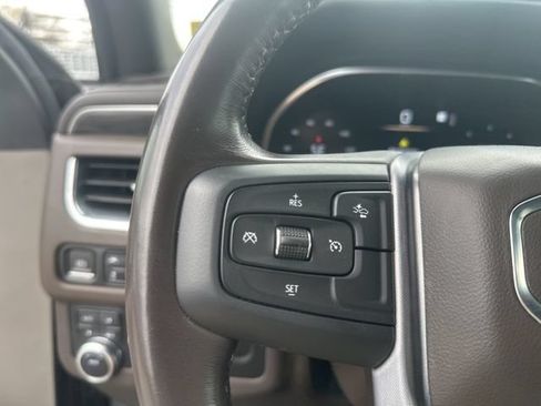 Used 2022 GMC Yukon SLT AWD/4WD image 19