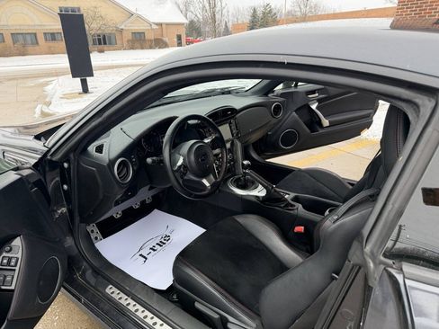 Used 2017 Subaru BRZ Limited w/ Performance Package image 13