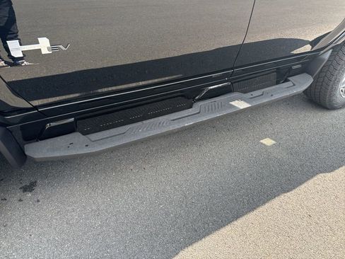 New 2025 GMC Hummer EV 3X image 63