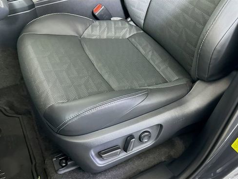 Certified 2025 Toyota 4Runner TRD Off-Road Premium w/ Tow Technology Package image 22