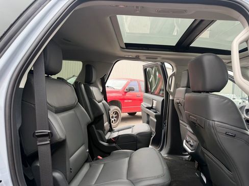 New 2026 Ford Expedition Active AWD/4WD image 20