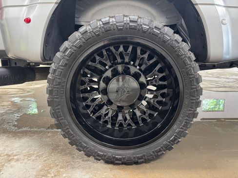 Used 2024 Ford F450 Platinum w/ Camper Package image 79