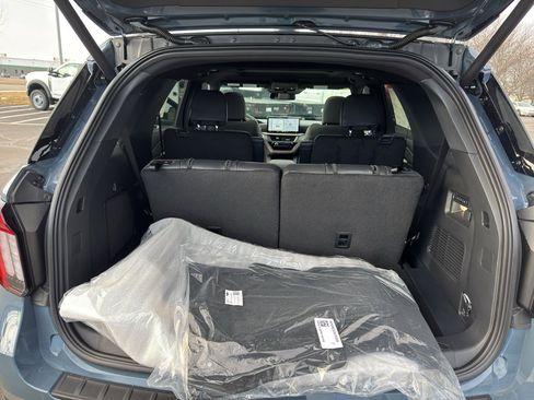 New 2026 Ford Explorer ST w/ Sun And Sound Package image 12