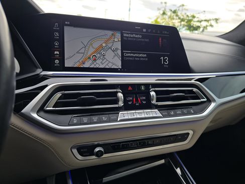 Certified 2022 BMW ALPINA XB7 AWD/4WD image 50