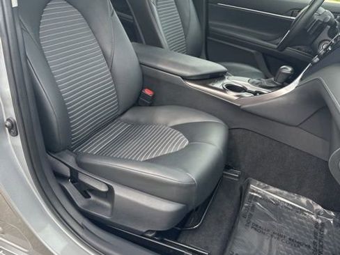 Used 2024 Toyota Camry SE FWD image 40