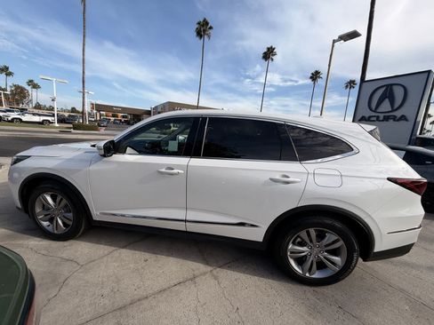 Certified 2026 Acura MDX SH-AWD image 2