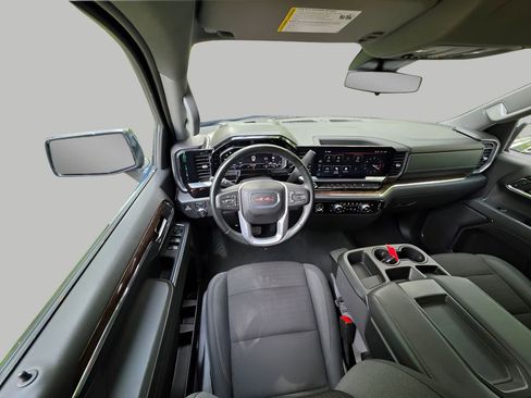 Used 2024 GMC Sierra 1500 SLE image 12