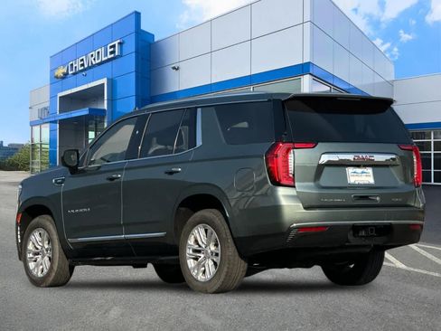 Used 2024 GMC Yukon SLT AWD/4WD image 6