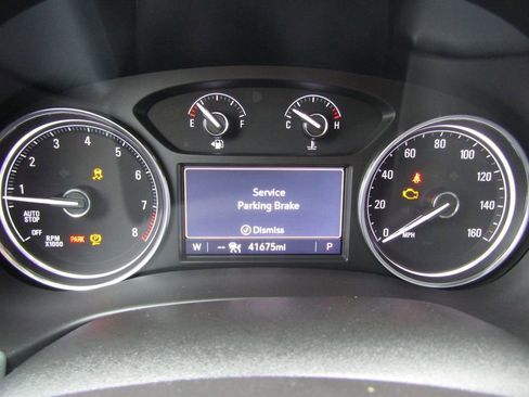 Used 2024 Buick Enclave Essence w/ Sport Touring Edition image 27