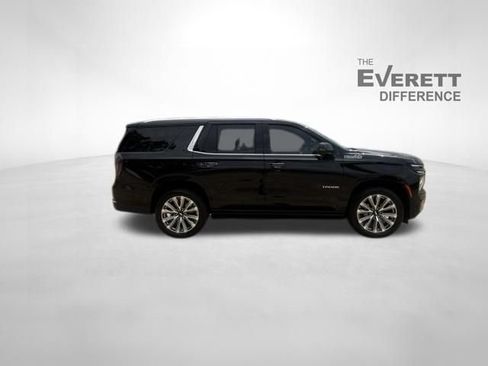 Used 2025 Chevrolet Tahoe High Country AWD/4WD image 8
