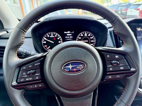 Used 2025 Subaru Crosstrek 2.5i Limited w/ Crosstrek Mirror Package AWD/4WD image 36