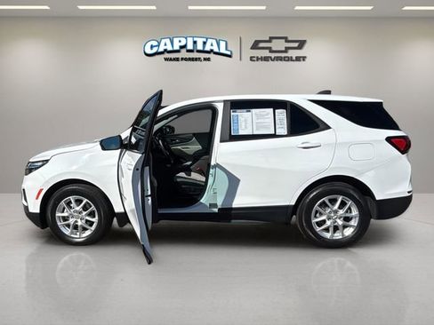 Certified 2022 Chevrolet Equinox LS w/ LS Convenience Package image 13