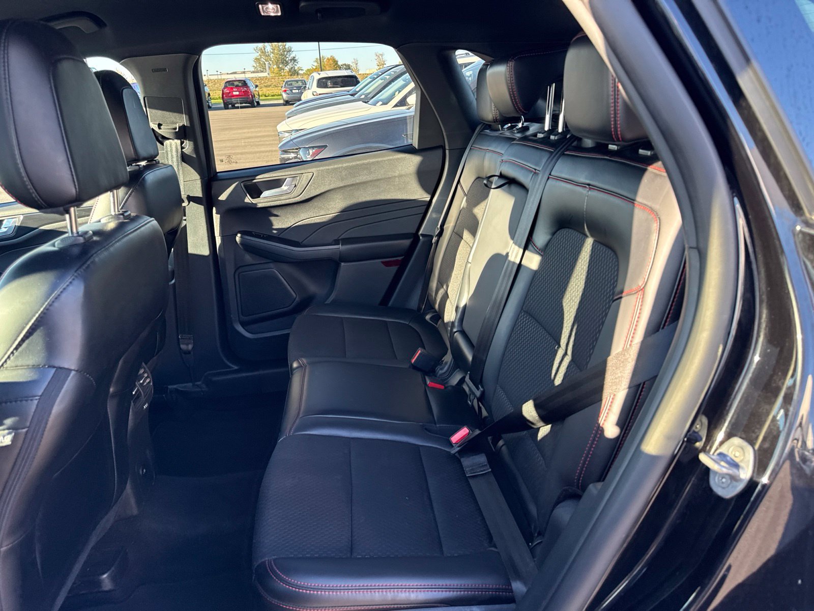 Used 2025 Ford Escape ST-Line Select AWD/4WD image 10