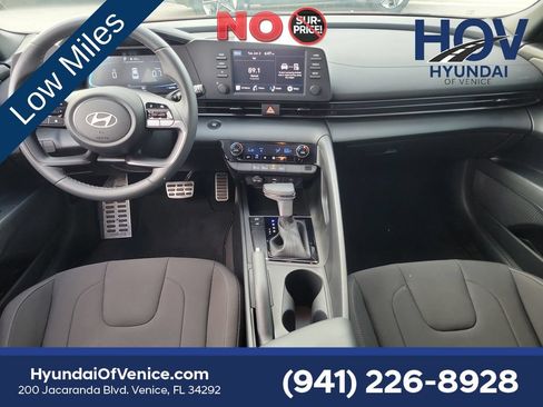Certified 2025 Hyundai Elantra Sport FWD image 16
