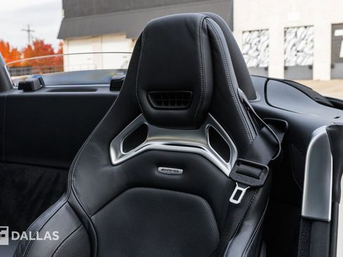 Used 2021 Mercedes-Benz AMG GT Roadster image 21