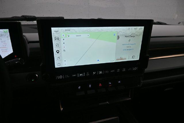 Used 2025 GMC Hummer EV 3X AWD/4WD image 13