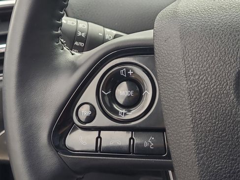 Certified 2022 Toyota Prius XLE w/ Premium Convenience Package image 24