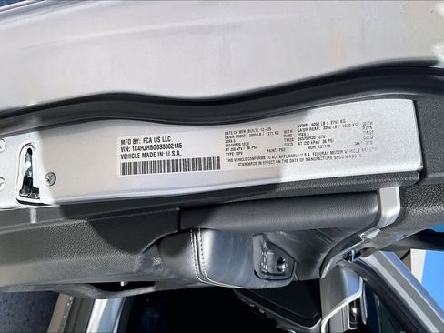 New 2025 Jeep Grand Cherokee Limited w/ Black Appearance Package image 20