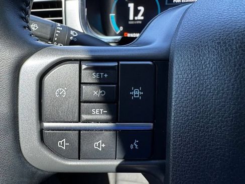 Used 2021 Ford F150 Lariat AWD/4WD image 23