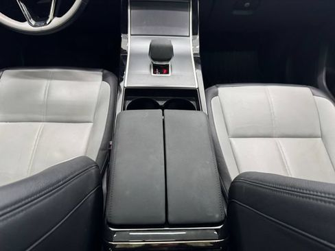 Used 2026 Land Rover Range Rover Velar S AWD/4WD image 34