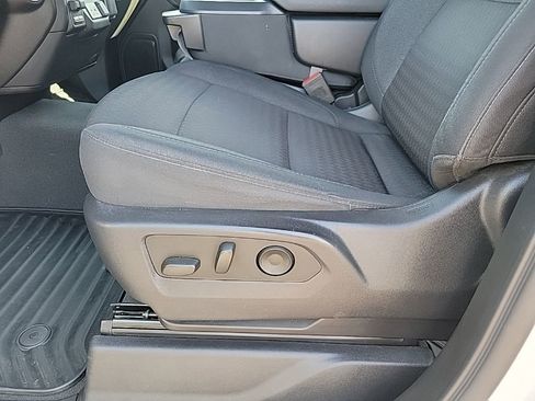 Used 2024 Chevrolet Silverado 1500 Custom image 11