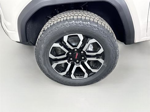 New 2026 GMC Canyon AT4 w/ Nightfall Essentials Package image 24