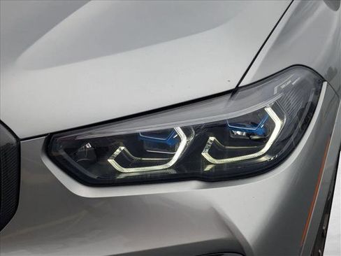 Used 2022 BMW X5 M w/ Competition Package 2 image 6