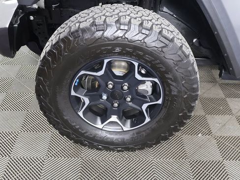 Used 2022 Jeep Wrangler Unlimited Rubicon 4xe w/ Cold Weather Group AWD/4WD image 25