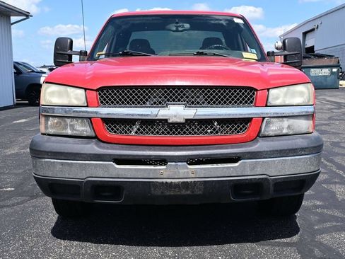 Used 2005 Chevrolet Silverado 1500 LS w/ Light Duty Power Package AWD/4WD image 11