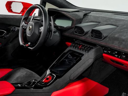 Used 2023 Lamborghini Huracan Tecnica RWD image 33