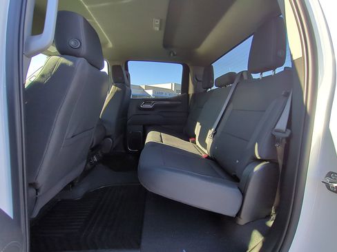 New 2026 Chevrolet Silverado 1500 LT image 18