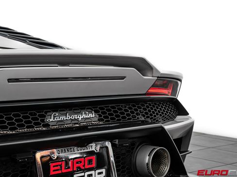 Used 2020 Lamborghini Huracan EVO AWD/4WD image 19