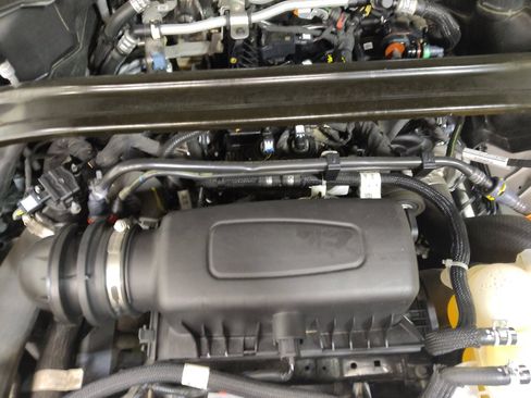 Used 2023 Ford Explorer Limited AWD/4WD image 30