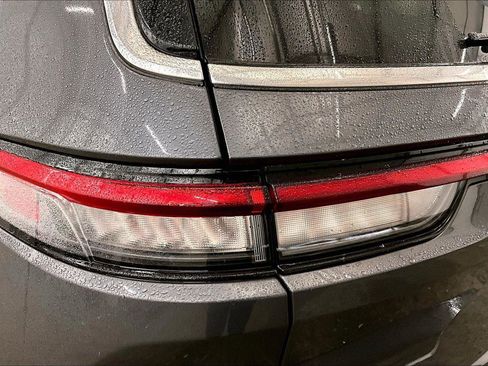 Used 2021 Jeep Grand Cherokee L Laredo w/ Luxury Tech Group I image 29