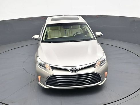 Used 2016 Toyota Avalon XLE Premium FWD image 29