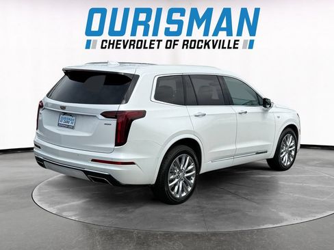 Used 2023 Cadillac XT6 Premium Luxury w/ Technology Package AWD/4WD image 6