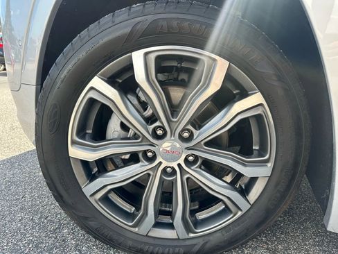 Used 2020 GMC Terrain Denali w/ Denali Premium Package image 38