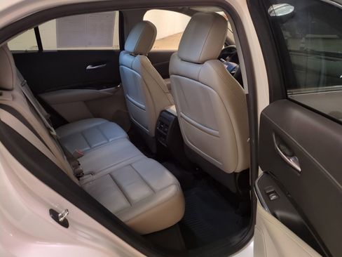 Used 2020 Cadillac XT4 Premium Luxury w/ Cold Weather Package image 11