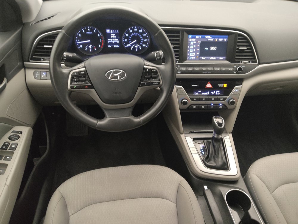 Used 2018 Hyundai Elantra Value Edition FWD image 22