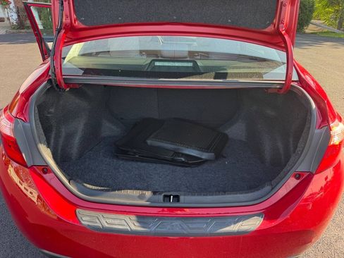 Used 2019 Toyota Corolla LE FWD image 17