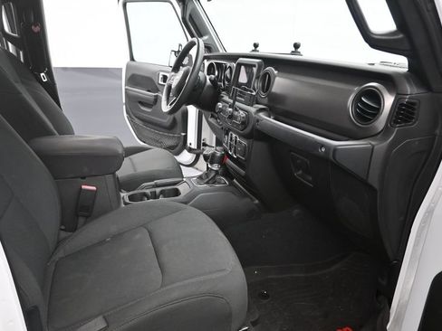 Used 2023 Jeep Gladiator Sport AWD/4WD image 24