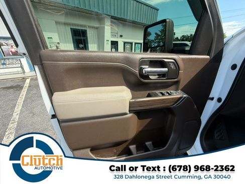 Used 2021 Chevrolet Silverado 2500 LT w/ Convenience Package AWD/4WD image 12