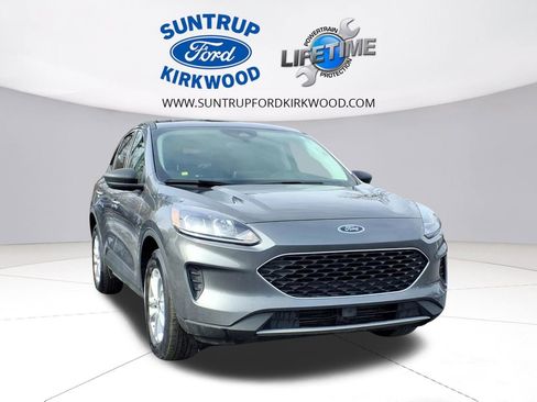 Used 2022 Ford Escape SE w/ Convenience Package image 2