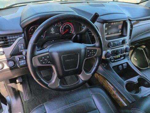 Used 2015 GMC Yukon XL Denali w/ Touring Package AWD/4WD image 16